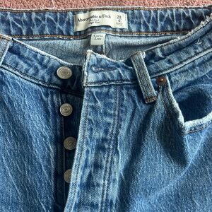 Abercrombie Curve Love Straight Jean